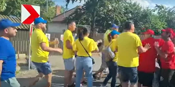 62453983 jpg