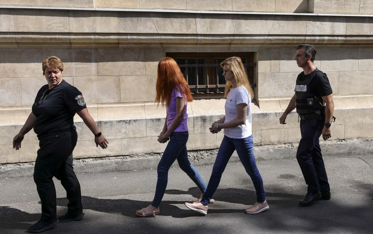 Cele două doctorițe au fost marți la Curtea de Apel (FOTO: InquamPhotos)