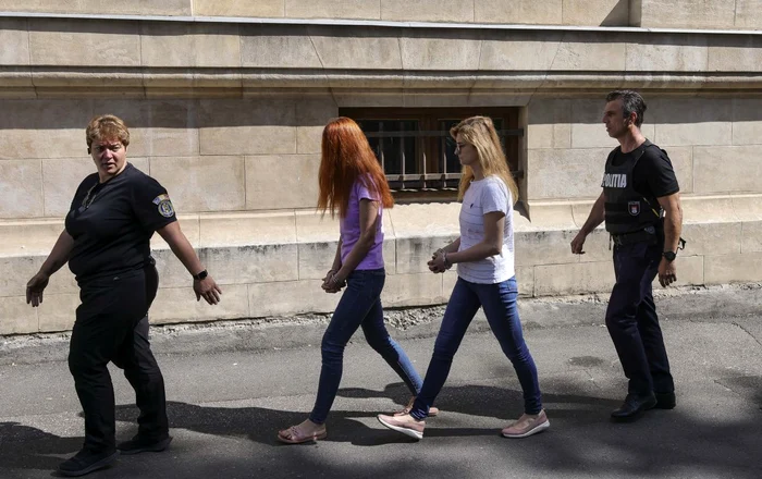 Cele două doctorițe au fost marți la Curtea de Apel (FOTO: InquamPhotos)