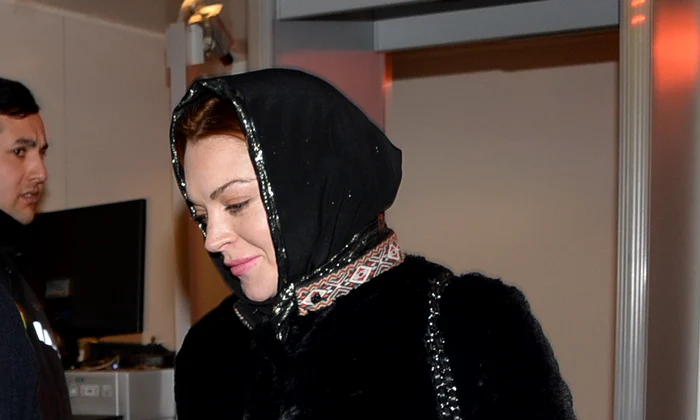 Lindsay Lohan Arriving In Istanbul   Turkey jpeg