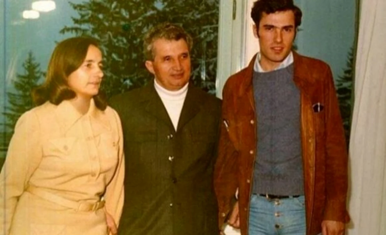
    Nicu Ceaușescu a fost mezinul dictatorilor Elena și Nicolae Ceaușescufoto: arhiva personală  
