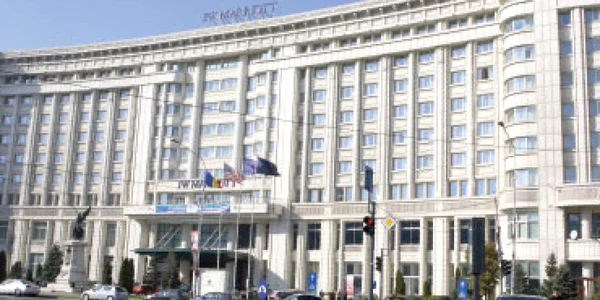 Pierderi pe bandă rulantă pentru hotelierii de lux