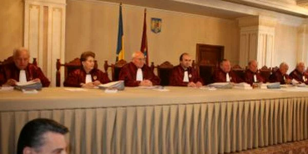 CSM  se judecă cu Ministerul Finanţelor pentru plata drepturilor salariale