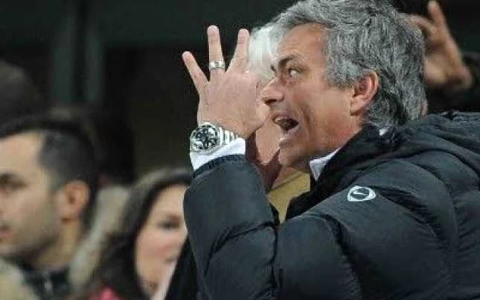 Mourinho a făcut crize de nervi în meciul cu toscanii