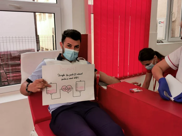 Mulți polițiști au venit în această dimineață la centrele de transfuzii ca să doneze sânge și plasmă