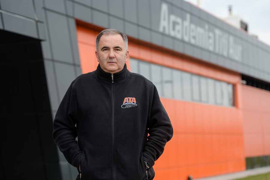 Titi Aur susține că în România siguranţa rutieră nu există. „Circulaţia se derulează într-o junglă, fenomenul e scăpat de sub control”