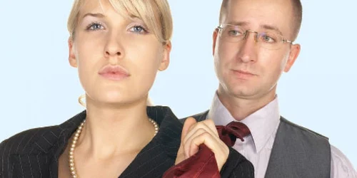 Cercetătorii spun că pilulele contraceptive le fac pe femei mai posesive