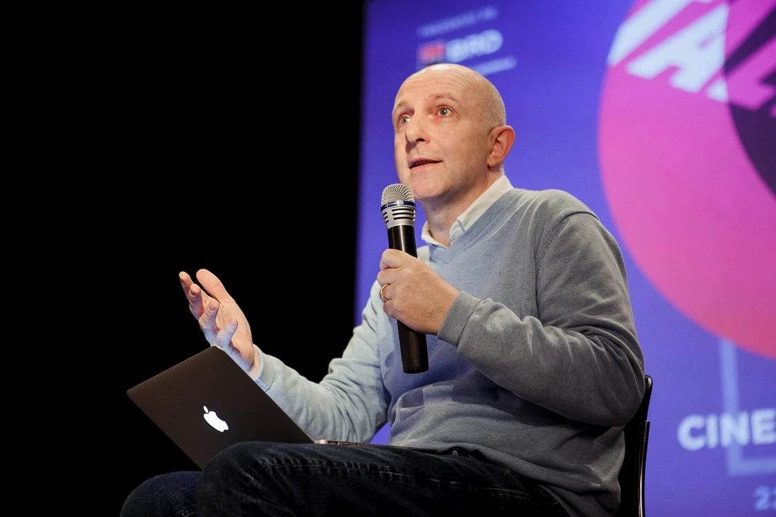 „Managementul artistic rămîne, încă, o industrie formată din oameni“ – interviu cu Richard COOK jpeg