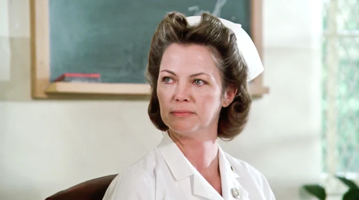  Louise Fletcher 