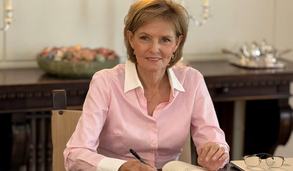 Majestatea Sa Margareta anunta 30 de ani de casatorie   Casa Majestății Sale  (1) jpg