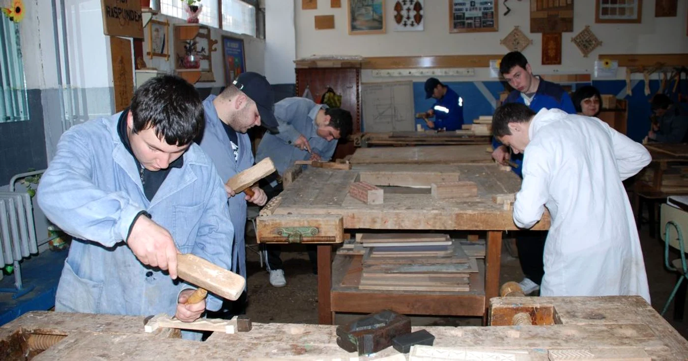 În Sălaj sunt libere 280 de locuri la şcoala profesională FOTO Adevărul