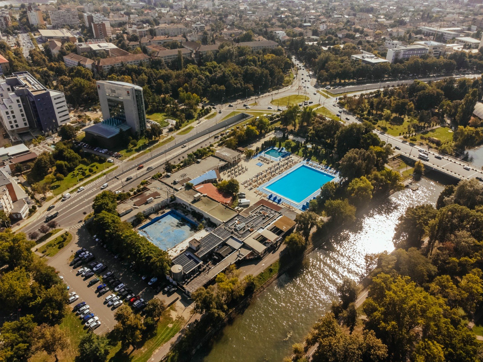 Primăria Timișoara obține o nouă victorie în cazul ștrandului Termal. „O înșelăciune majoră pentru bugetul local în ultimii zece ani” Primăria Timișoara obține o nouă victorie în cazul ștrandului Termal. „O înșelăciune majoră pentru bugetul local în ultimii zece ani”