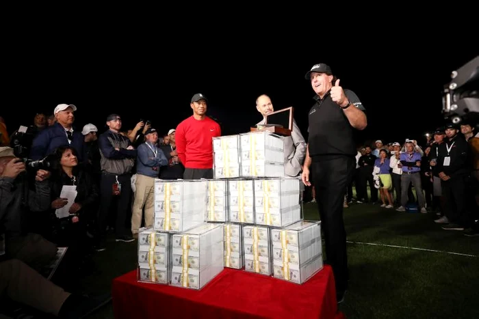 Phil Mickelson si cei 9 milioane de dolari castigatiFOTO: Guliver/ Gettyimages