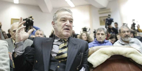 Gigi Becali la dezbaterea de la ministerul justiţiei privind graţierea şi amnistia FOTO Inquam Photos / Octav Ganea 