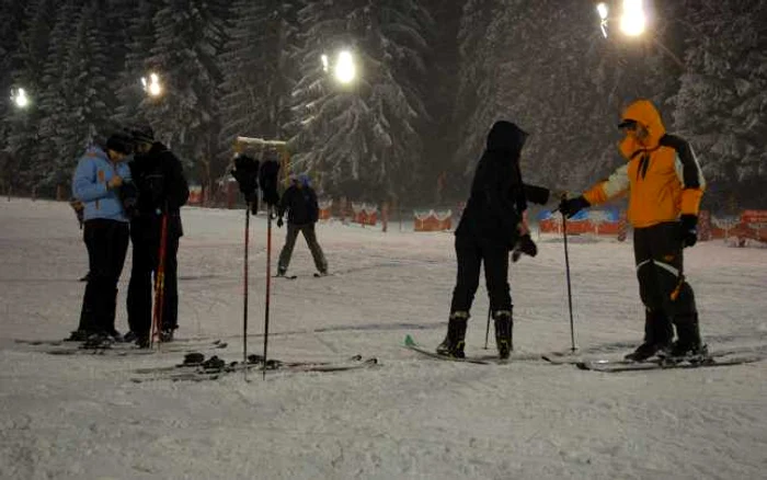 Prima distracţie nocturnă pe pârtie