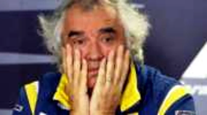 FORMULA 1: Briatore pleacă, laţul se strânge în jurul echipei Renault (video)