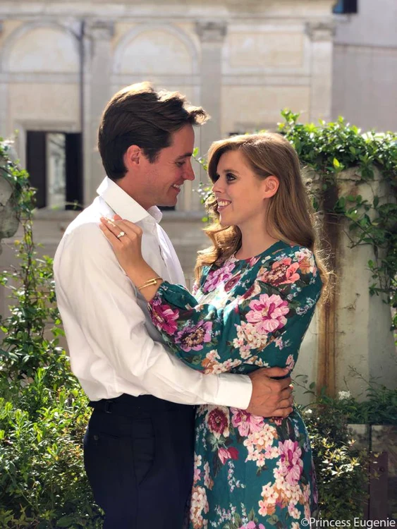Prințesa Beatrice și Edoardo Mapelli Mozzi s-au logodit în Italia, în septembrie 2019
