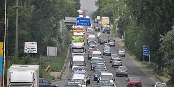 Doar 6% dintre români şi-ar cumpăra maşina anul acesta