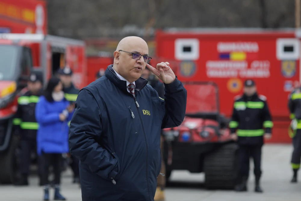 Percheziții la Departamentul pentru Situații de Urgență. Telefonul lui Raed Arafat, ridicat de procurori