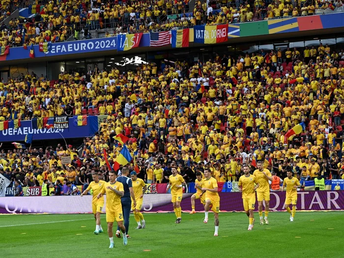 Naționala României, la încălzire în fața „zidului galben” (Sportpictures)