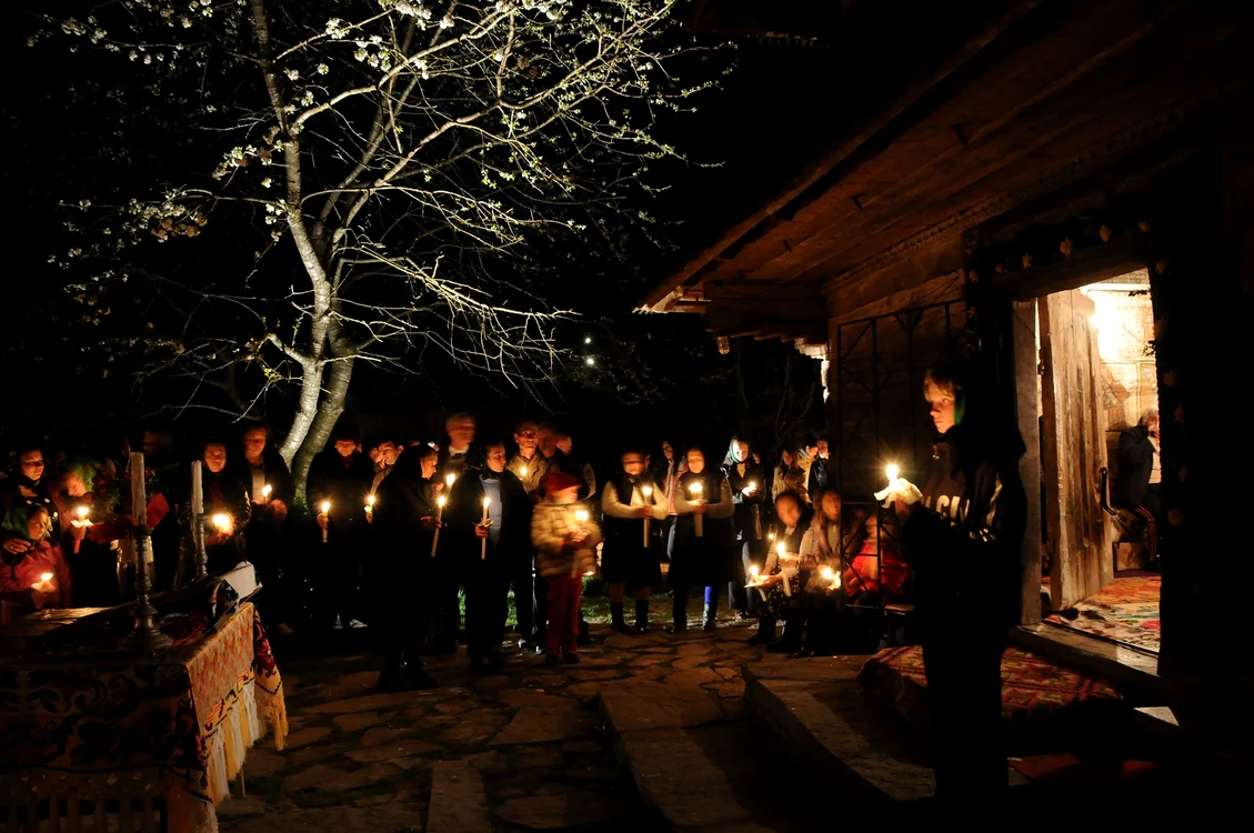 Noaptea de Învere în Maramureș  FOTO Felician Săteanu 