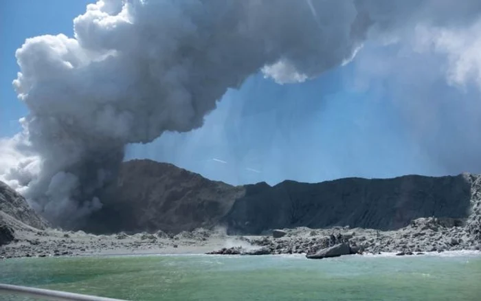 Erupţia vulcanului Whakatane a produs victime FOTO AFP