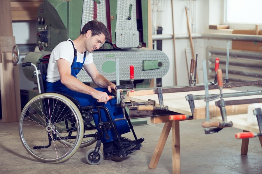 Persoanele care au deja un certificat de handicap cu termen de valabilitate permanent nu vor mai fi chemate la reevaluare