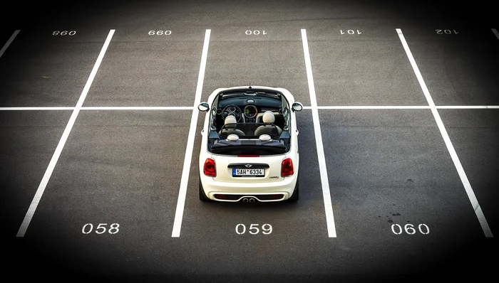 Un zidar a acumulat 566 de amenzi pentru parcări neplătite / FOTO: Pixabay