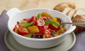 salata vinete ardei copti StockFood 11106693 HiRes jpeg