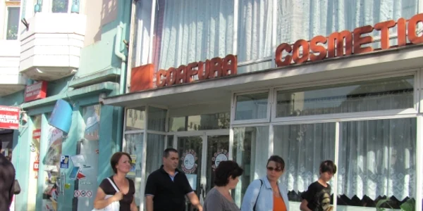 Frizeria din centru va fi mutată în pasajul pietonal 