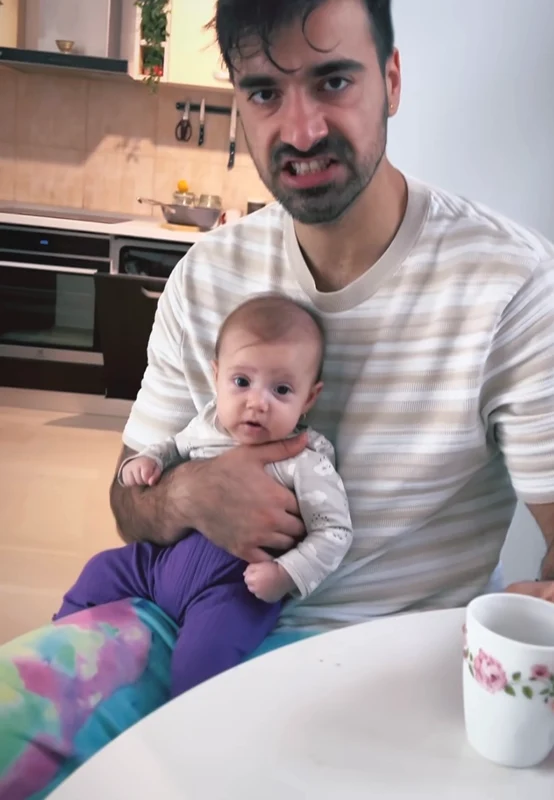  Liviu Teodorescu (31 de ani) este cel mai fericit de când a devenit tăticul unei fetițe