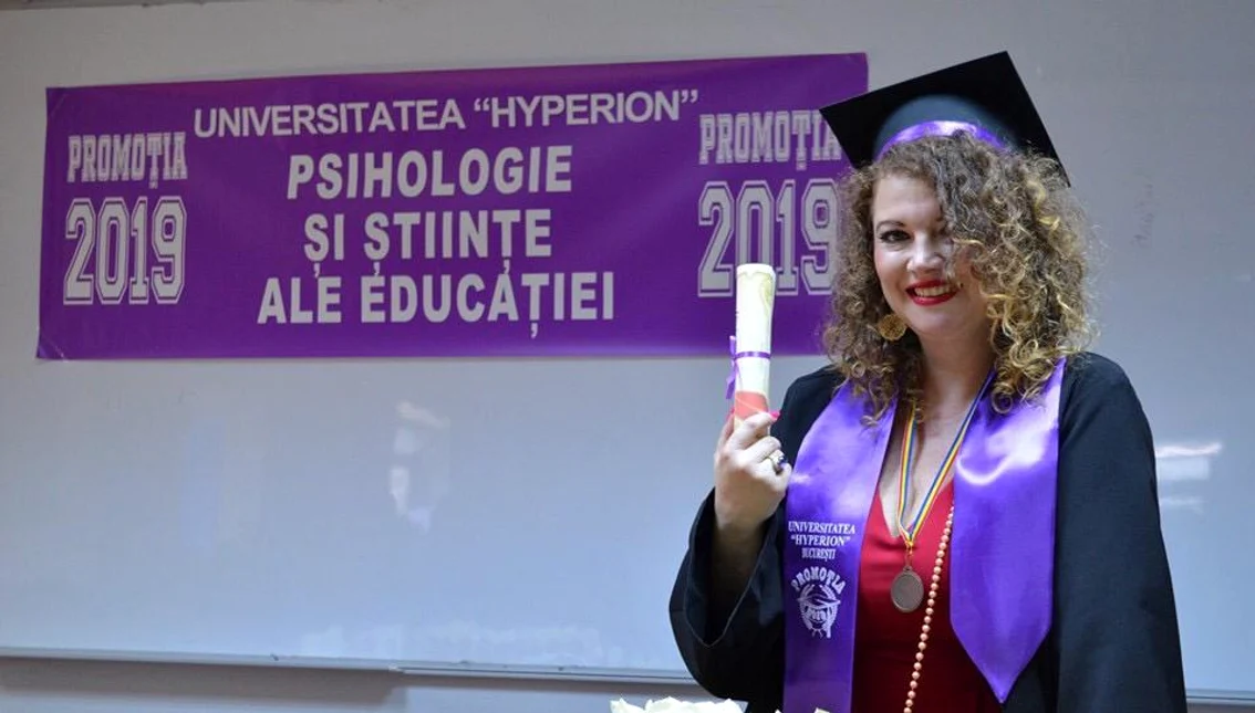 Oana Lis a obținut note foarte mari la licență Sursa: Facebook