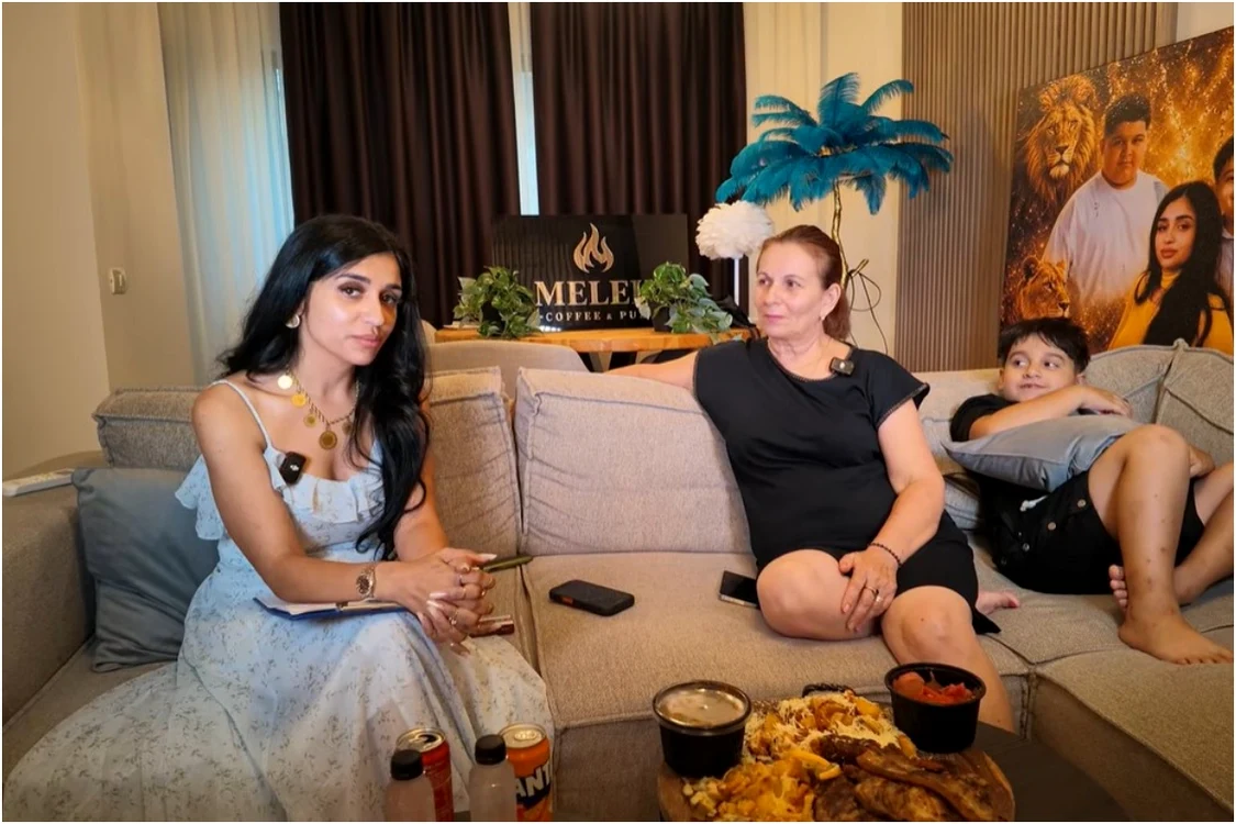 Melek și soacra ei, Marinela Vicol. Foto: captură video YouTube
