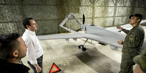 Kosovo a cumpărat drone Bayraktar din Turcia Foto Facebook Albin Kurti jpg