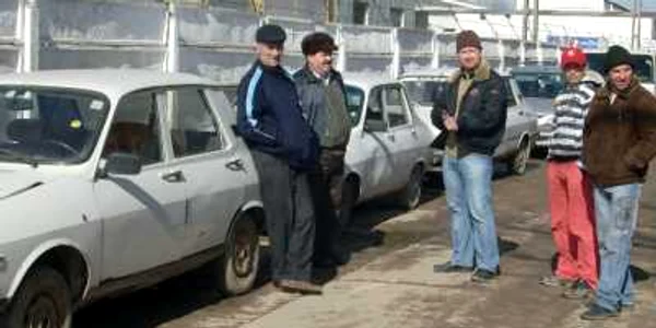 Zeci de vrânceni erau la coadă la Remat