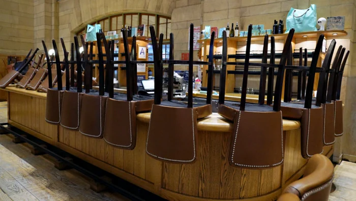 
    Restaurantele s-au închis începând din 7 octombrie  