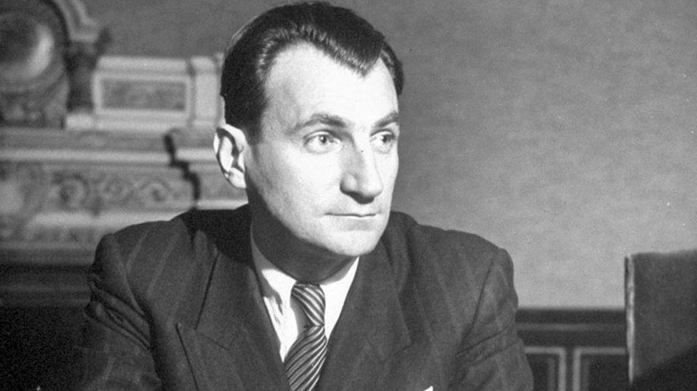28 mai: Ziua în care are loc rejudecarea „Procesului Pătrășcanu” - intelectualul comunist, arestat, judecat după modelul stalinist și executat la Jilava