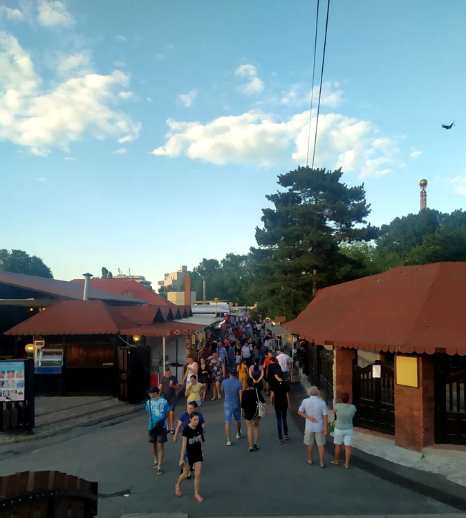 satul de vacanta din mamaia 4 jpeg