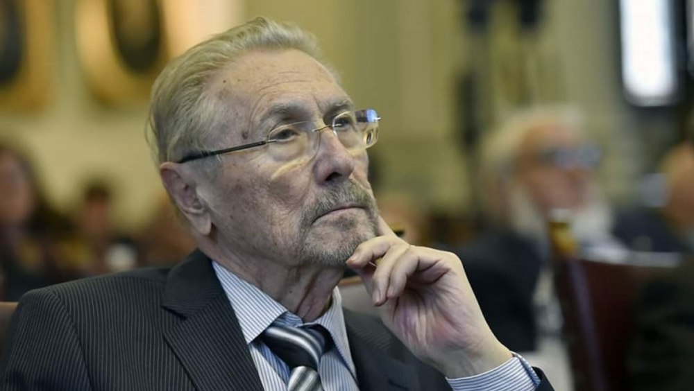 Fostul președinte Emil Constantinescu critică tăierile bugetare și amenință USR cu plângeri penale: Institutul Levantului, pe lista de desființare