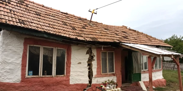 casa rupta alunecare jpeg