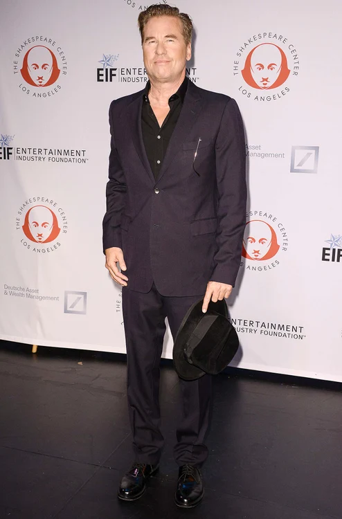 Eroul din filmul «Batman Forever» este membrul unei secte care nu-i dă voie să se interneze în spitalFoto: Guliver, Splash News