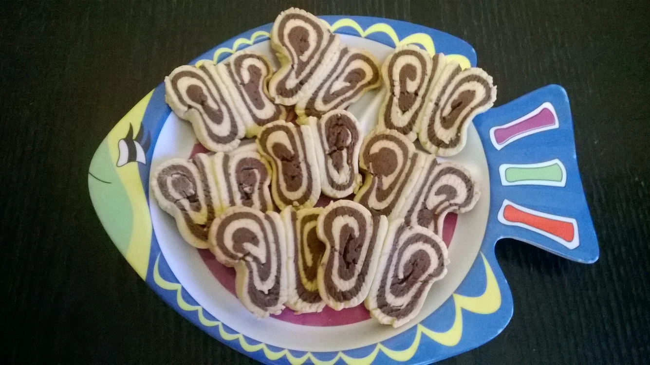 
    Biscuiţi fluturaşi  