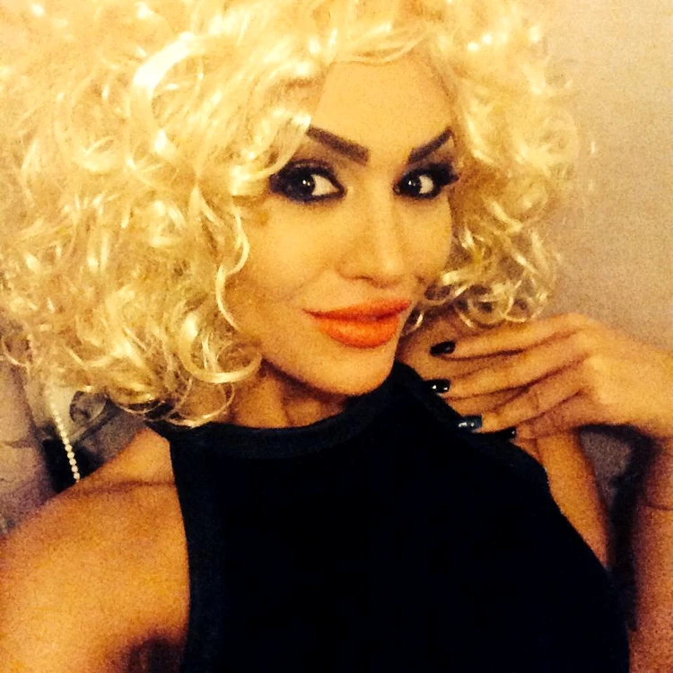 Aşa arată Margherita din Clejani blondă