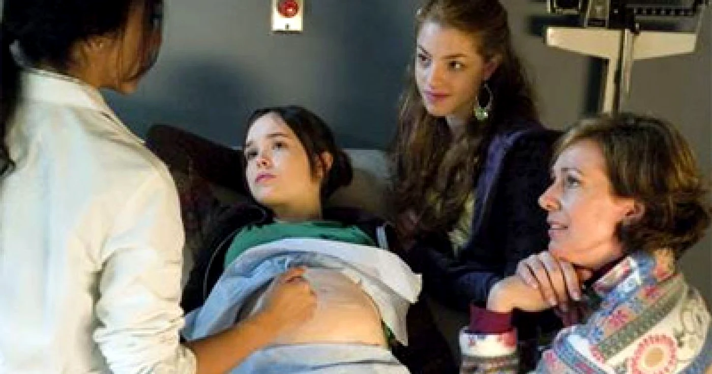 Filmul „Juno“ prezintă povestea unei adolescente care rămâne însărcinată