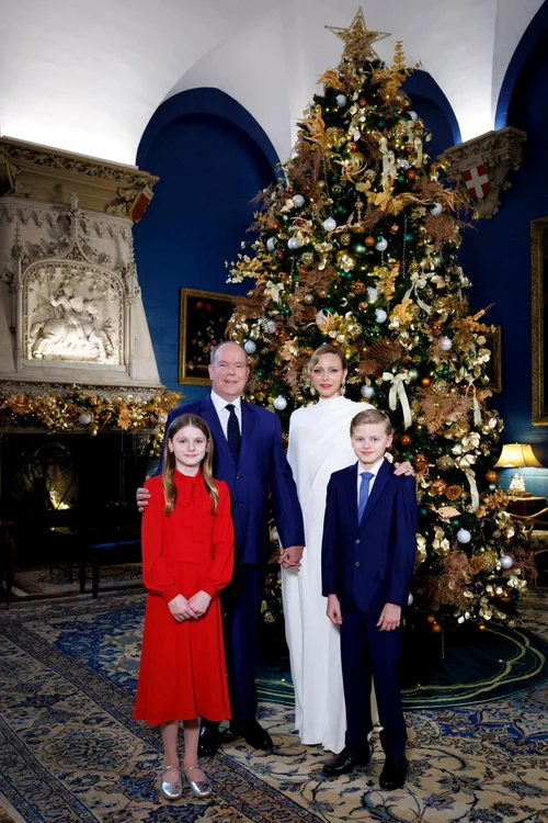 Albert și Charlene de Monaco cu Jacques și Gabriella Facebook jpg