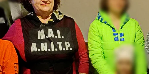 Dorina Marcut(stanga) s a pensionat anul trecut jpg