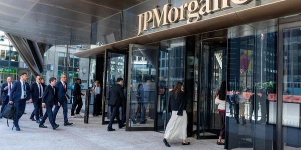nicusor dan la JP Morgan New york FOTO X jpg