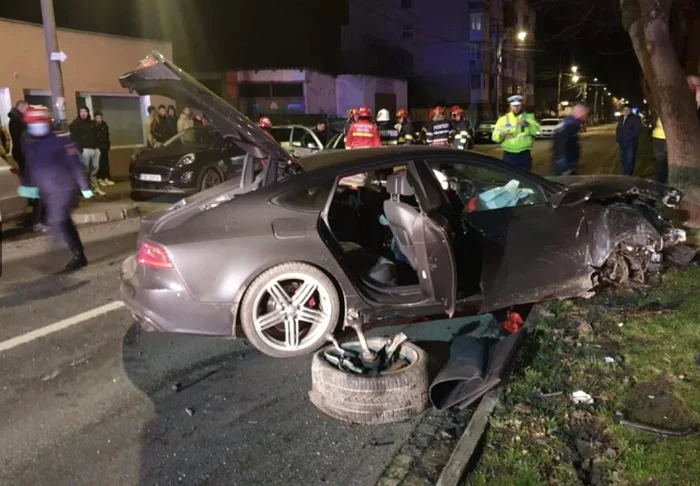 Impact violent între două autoturisme, la Sibiu Foto captură video Sibiu Independent