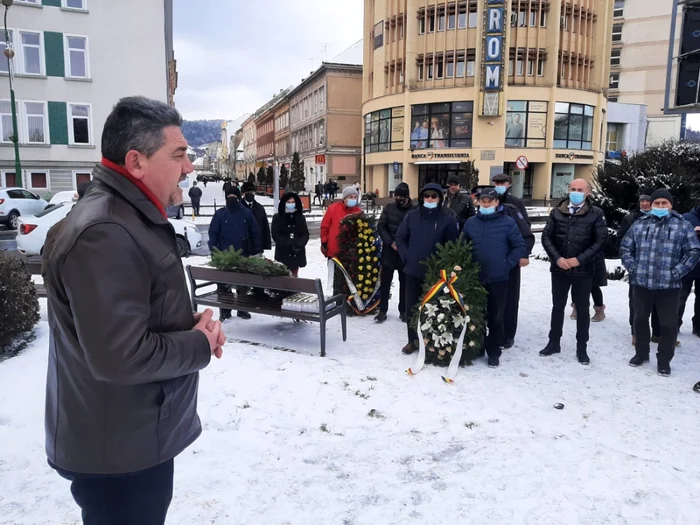 Revoluţionarul Dorel Ciorbea povesteşte audienţei despre evenimentele din 21 Decembrie 1989 FOTO Ioan Buciumar