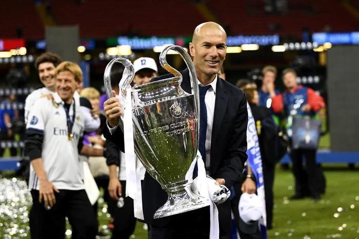 Zinedine Zidane face un pas neașteptat înaintea revenirii pe bancă